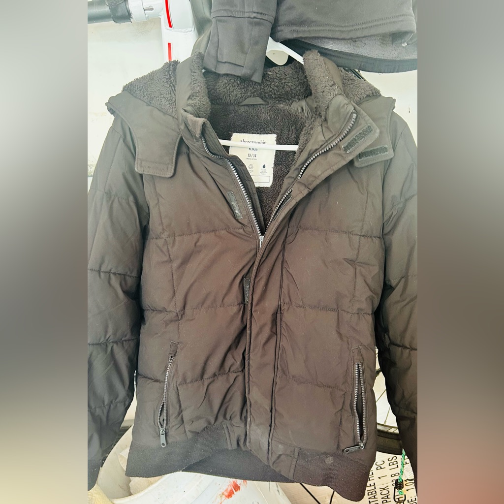 Abercrombie & Fitch Kids Puffer Jacket - Black